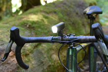 Charger l'image dans la galerie, Full On Lighting GR1 Front Bike Light (Pre Order) Full On Lighting